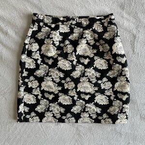 Adrienne Vittadini Black Metallic Brocade Floral Skirt Size 8